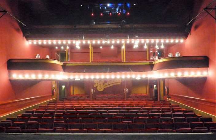 Lighting inside the Theatre du Splendid