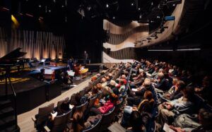 Performance at La Cité Bleue in Geneva with full audience